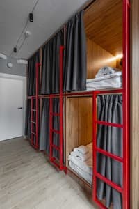 Baza Smart Hotel. Номер Место в общем 6-местном номере 