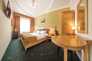 Готелі . Готель Покращений двомісний . 