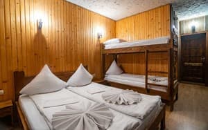 Парламент. Номер Стандарт 4-местный 