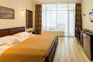 Готелі . Готель Напівлюкс двомісний . 