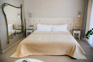 Plaza. Room Junior suite Double 905