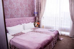 Plaza. Номер Улучшенный двухместный 704