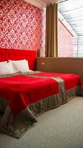 Plaza. Room Junior suite Triple 602