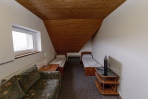 Отели . Гостиница Стандарт трехместный Мансарда. 