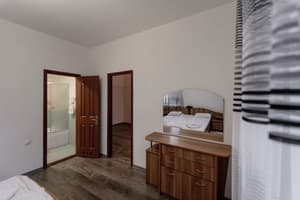 Отели . Гостиница Люкс 4-местный Двухкомнатный . 