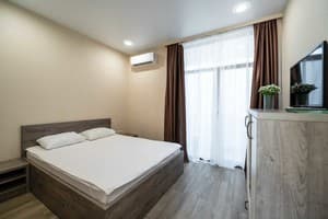 Weekend Family Hotel. Номер Полулюкс 4-местный 
