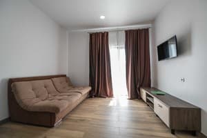 Weekend Family Hotel. Номер Люкс 6-місний з видом на море