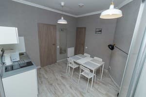 Opera Passage Hotel & Apartment. Номер Улучшенный трехместный Апартамент 506