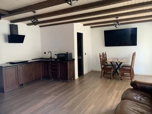 Отели . Гостиница Коттедж 6-местный Modern House. 