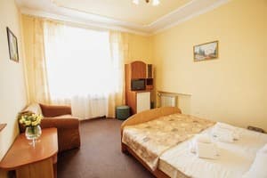 Отели . Гостиница Эконом трехместный . 