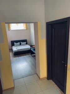 Готелі . Готель Стандарт тримісний із балконом. 