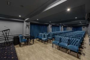 Grand Royal. Номер Конференц Зал 100-местный 