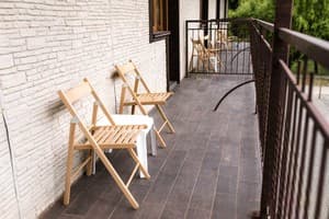 Готелі . Готель Покращений тримісний . 