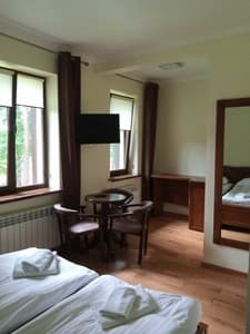 Готелі . Готель Стандарт тримісний . 