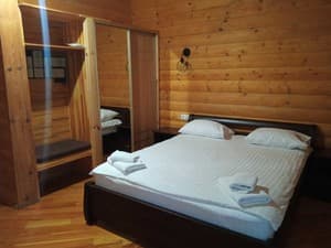 Готелі . Готель Стандарт двомісний . 