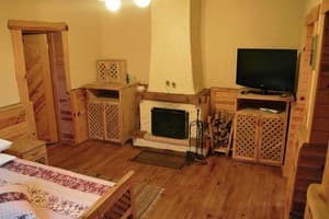 Готелі . Готель Котедж тримісний Боровик. 