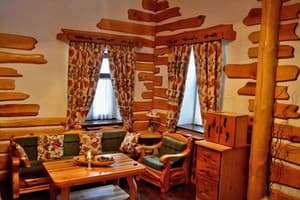 Готелі . Готель Котедж 4-місний Світлиця. 