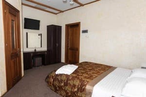 Готелі . Готель Стандарт двомісний 33. 