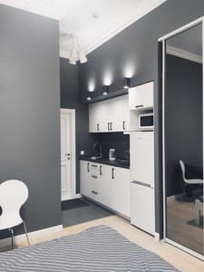 Отели . Гостиница Стандарт двухместный небольшие апартаменты в центре (2). 