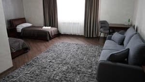 Готелі . Готель Напівлюкс 4-місний . 