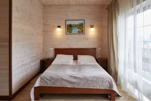 Готелі . Готель Апартаменти 5-місний двокімнатні. 