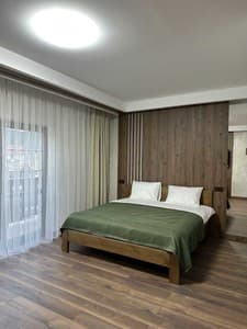 Готелі . Готель Апартаменти 6-місний трикімнатні. 