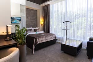 Resort & Spa Hotel NEMO. Номер Стандарт одноместный вид на парк