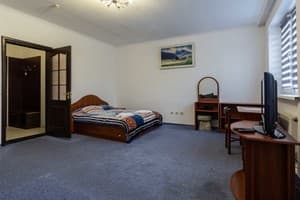 Готелі . Готель Стандарт 4-місний покращений. 