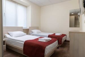 Готелі . Готель Стандарт двомісний . 