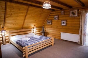 Karpaty Migovo. Room Economy Quadruple 