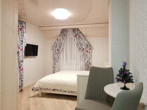 Zelena Sadiba. Room Superior Double with a king-size bed