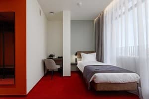 LEV Lifestyle Hotel - Maestro. Номер Класік одномісний з балконом