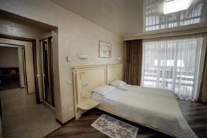 Avgustin. Room Apartament 8-places 
