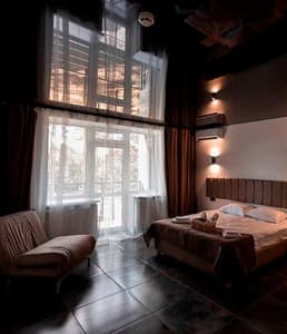 Отели . Гостиница Люкс двухместный с видом на лес. 