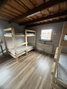 Hotels . Hotel Bed in Mixed Dormitory 8-bed room . 