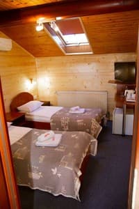 Arta. Room Standard Double (twin) wooden case