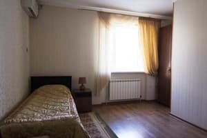 Готелі . Готель Стандарт одномісний №2 (1-й поверх). 