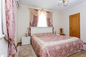 Готелі . Готель Сімейний двомісний №19, №21 (2-й поверх). 