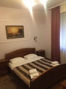 Готелі . Готель Люкс двомісний . 