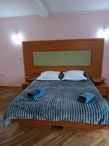 Отели . Гостиница Апартаменты 6-местный . 