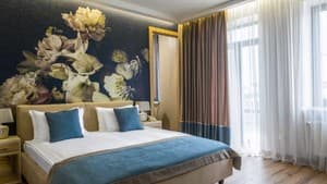 Готелі . Готель Напівлюкс двомісний +1. 