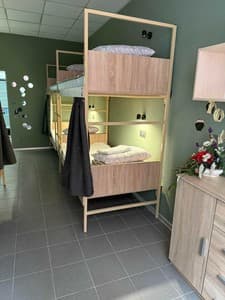 Vibe Place. Room Bed in Male Dormitory 5-bed room 