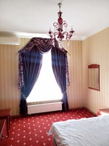 Готелі . Готель Стандарт двомісний . 