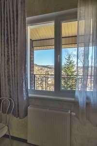 Отели . Гостиница Апартаменты 4-местный с двумя спальнями. 