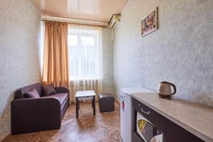Perron. Номер Напівлюкс двомісний двокімнатний