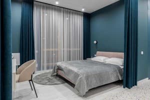 Hotels . Hotel Suite Triple with a king-size bed and a balcony. 