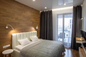 Hotels . Hotel Suite Quadruple overlooking the city. 