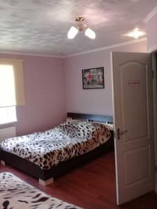 Отели . Гостиница Эконом двухместный Санузел на этаже. 