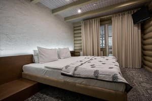 Отели . Гостиница Полулюкс двухместный с террасой №24. 