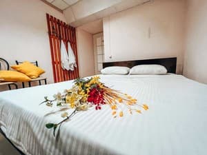 Готелі . Готель Економ двомісний Номер 1.2. 